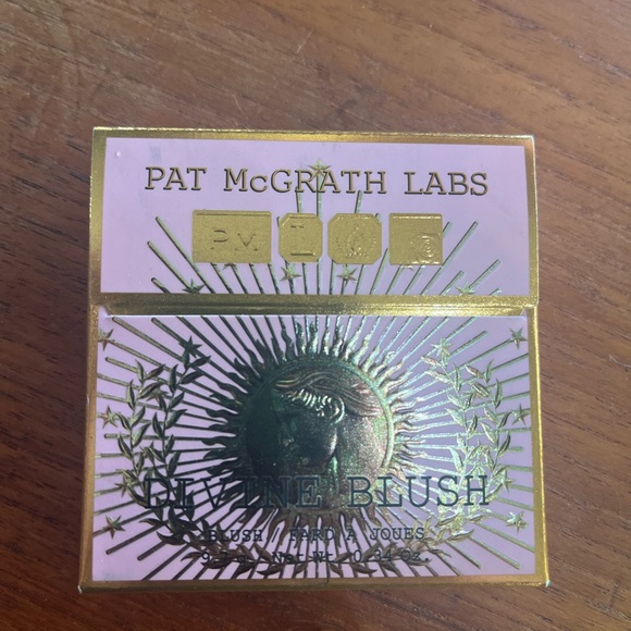 New in Box Pat McGrath Labs Divine Blush in Divine Rose Color - Picture 5 of 7